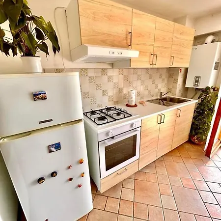 Gaudenti Comodo Trilocale In Centro A Apartamento *